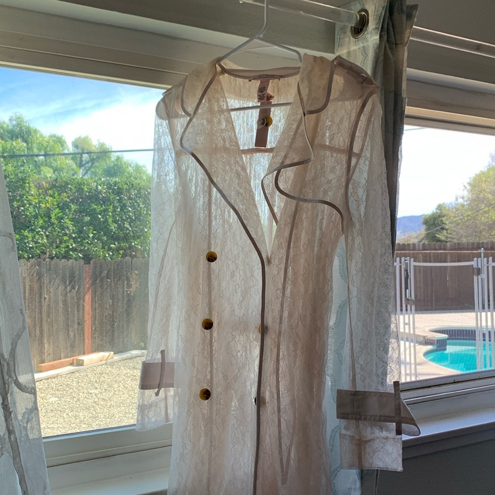 Vintage elegant VS jacket size: xs -s never worn beige